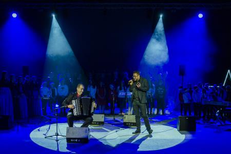 Božično novoletni koncert – v sliki 95